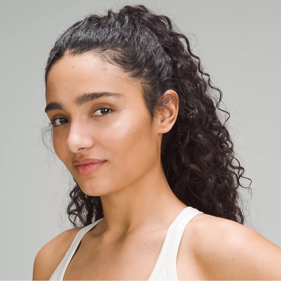 Lululemon Ebb to Street tank in bone size 2 NWT - Picture 2 of 6